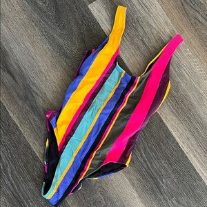 (23) Colorful Swimwear